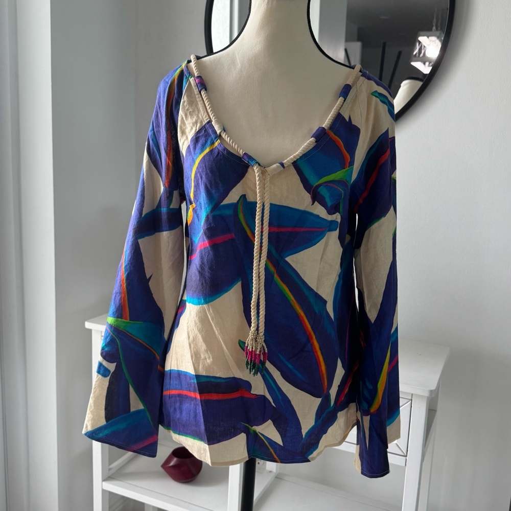 FARM Rio Multicolor V-Neck Top - Picture 5 of 16
